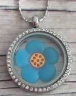 Memory lockets charm flower blue