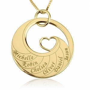 Naamketting-cirkel-met-hart-gegraveerd