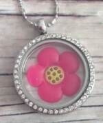 Memory lockets charm flower pink