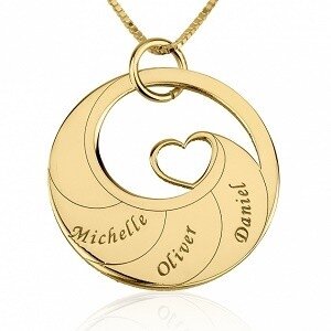 Naamketting-cirkel-met-hart-gegraveerd