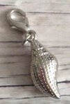 Memory lockets bead dangle shell