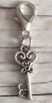 Memory lockets bead dangle key